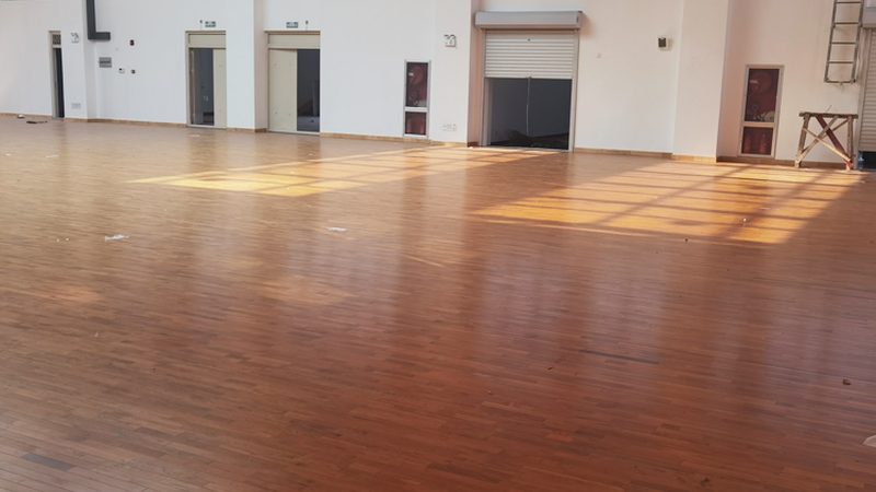 加盟地板厂家的第一步，不是看样品